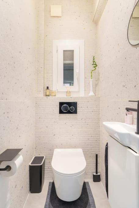 European Heart 2-Bedroom Flat. บรัสเซลส์ ภายนอก รูปภาพ
